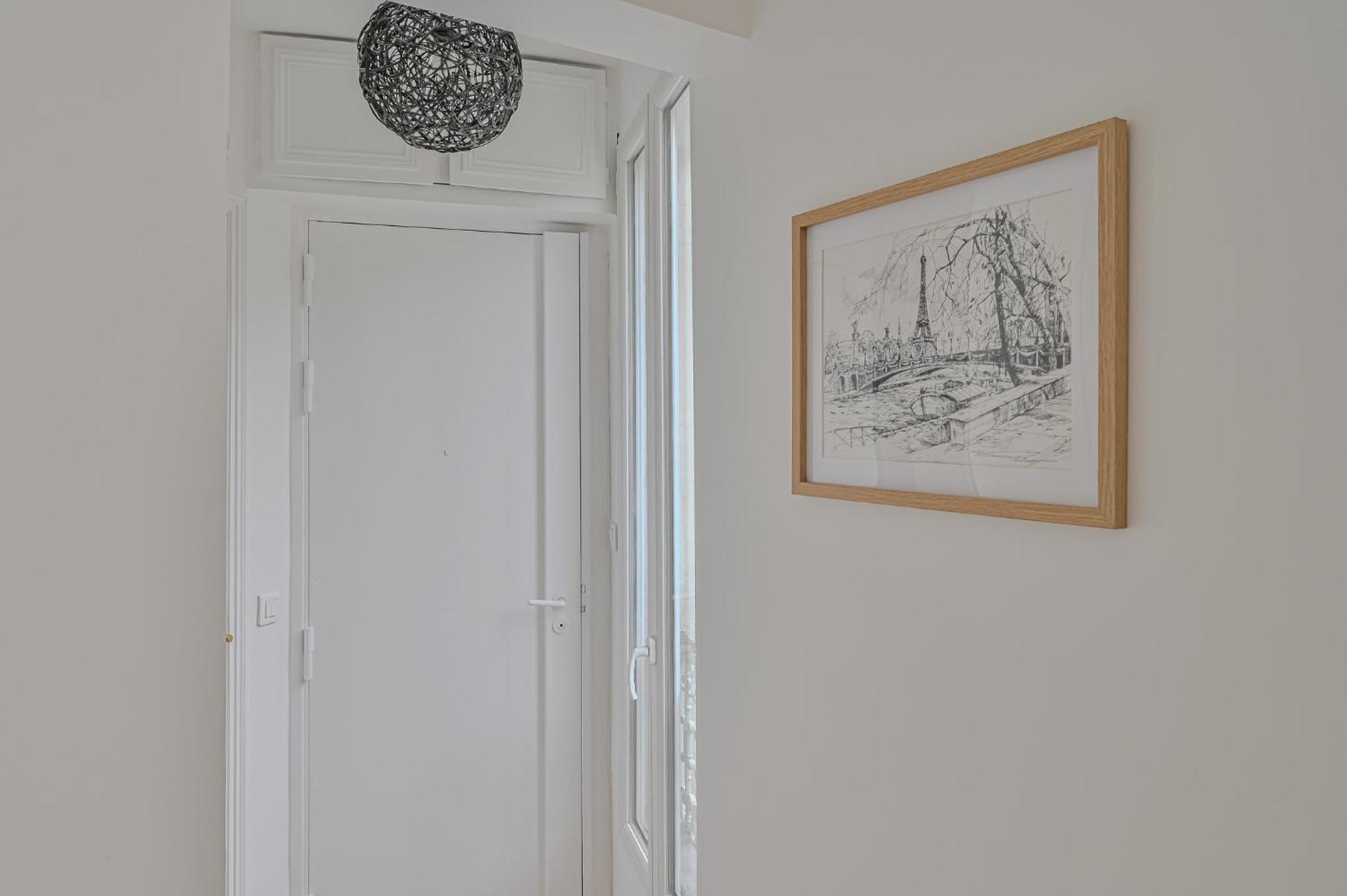 Le Poetique Niche Au Pied Du Sacre-coeur Appartement Parijs